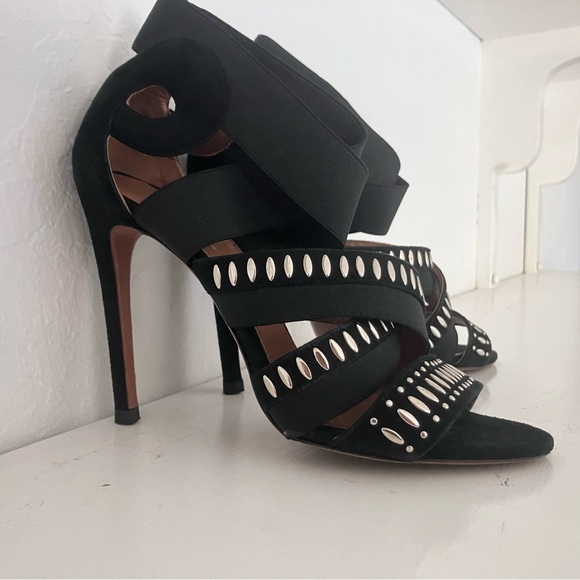 Black Alaia Paris Heels - Picture 4 of 14